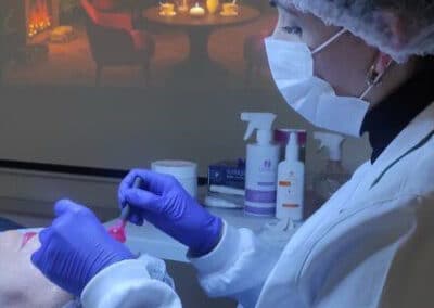 Estudio revela proteínas asociadas al envejecimiento de la piel en conductores profesionales